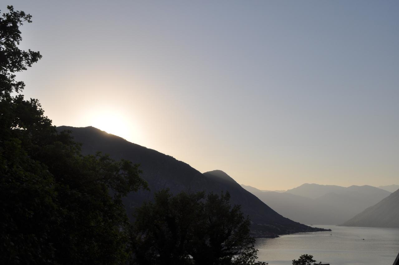 Apartment Maritimo Kotor Dış mekan fotoğraf