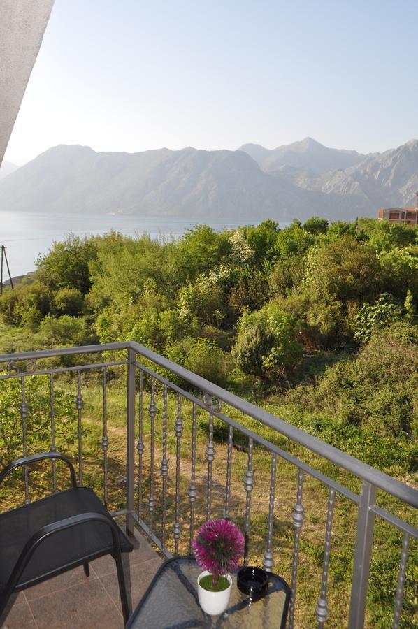 Apartment Maritimo Kotor Dış mekan fotoğraf